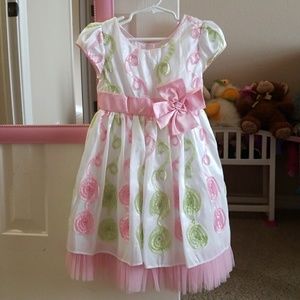 Girl's Dress